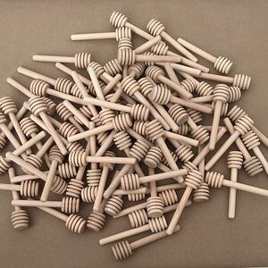 Wooden Honey Dippers party favors 90 ct. brand new
